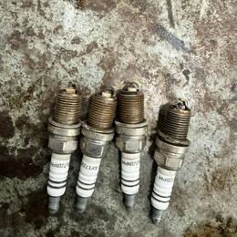 Renault Sandero — замена масла, фильтров и свечей Renault Sandero