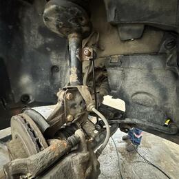 Renault Duster — комплексный ремонт и ТО за 1 день в автосервисе Химки Сходня