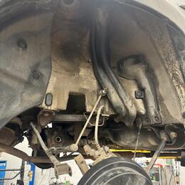 Renault Duster — замена сцепления и задних амортизаторов Химки Сходня