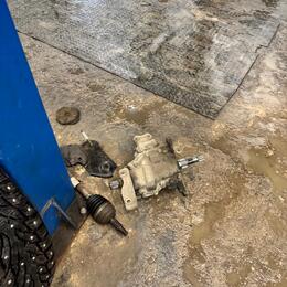 Renault Duster — замена сцепления и задних амортизаторов Химки Сходня